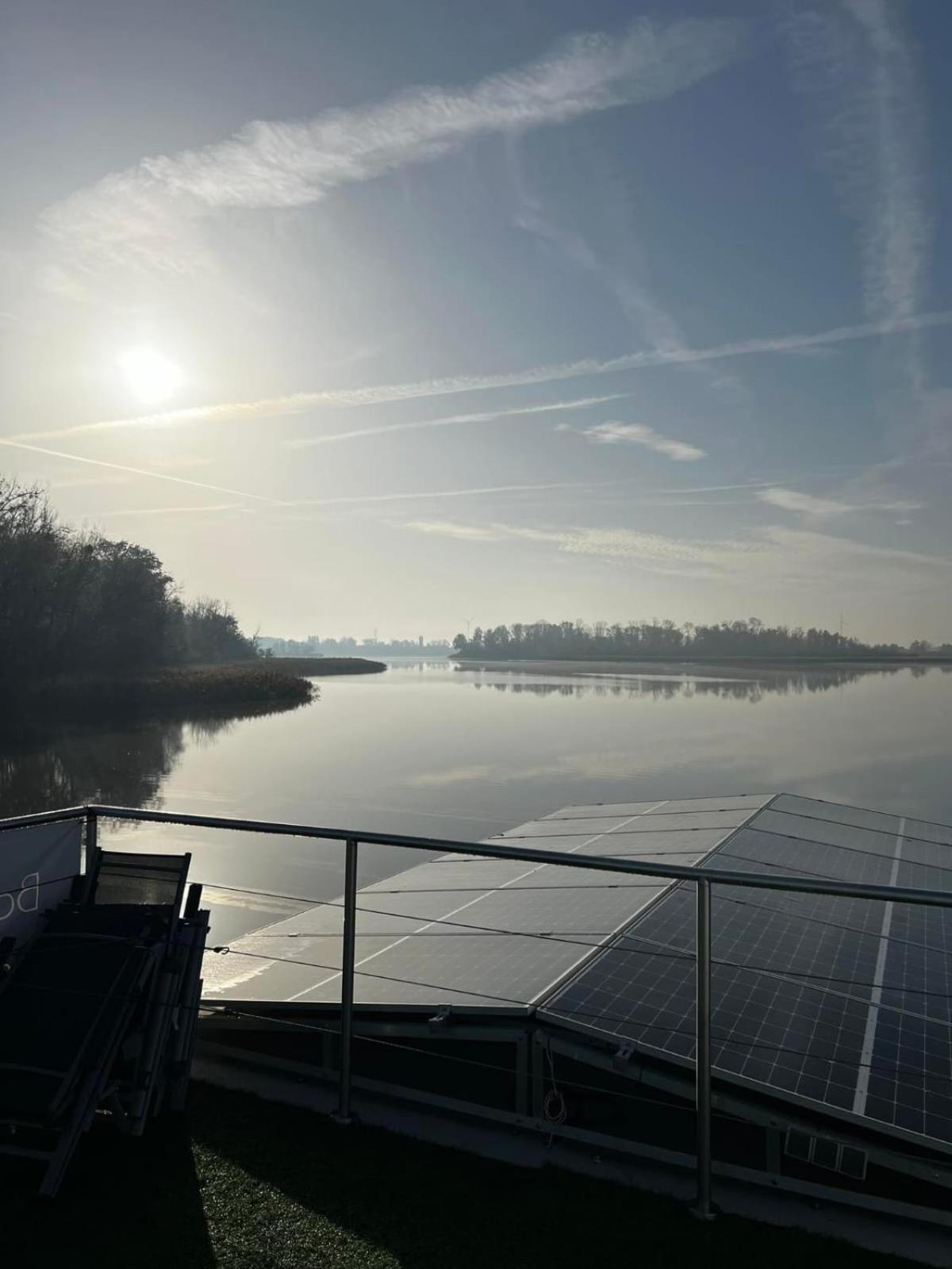 Boathousing - Apartament Na Wodzie, Dom Plywajacy, Lodz, Luksusowy Apartament Myślibórz 外观 照片